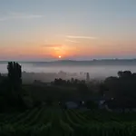 - Camping- Weinhof Radl Privatunterkunft