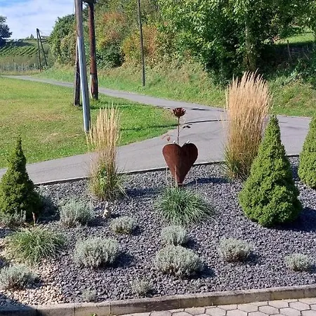 Gaestehaus - Camping- Weinhof Radl Klöch