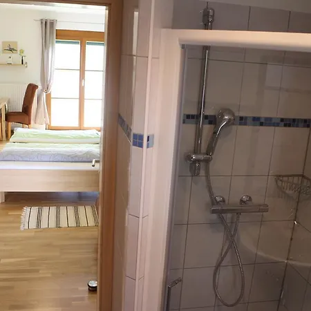 Gaestehaus - Camping- Weinhof Radl * Kloch
