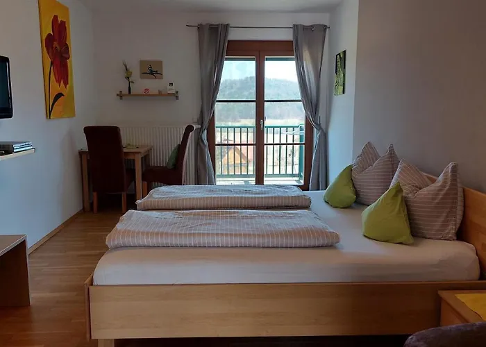 Séjour chez l'habitant Gaestehaus - Camping- Weinhof Radl