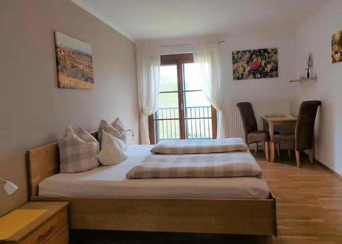 Séjour chez l'habitant Gaestehaus - Camping- Weinhof Radl