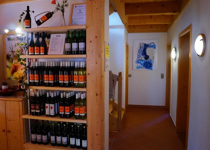 Gaestehaus - Camping- Weinhof Radl * Klöch