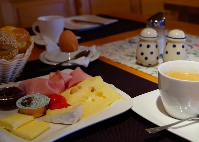 Gaestehaus - Camping- Weinhof Radl