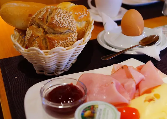 Gaestehaus - Camping- Weinhof Radl Pansiyon Klöch